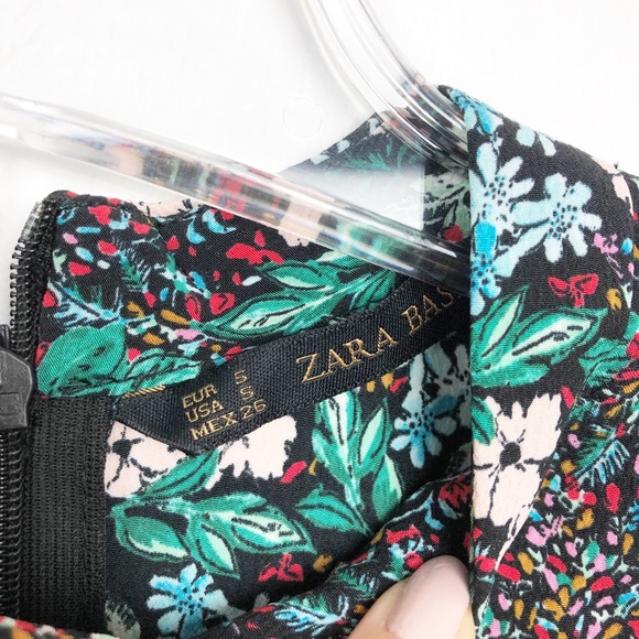 🖤 Zara Mock Neck Allover Printed Floral Dress S - Picture 2 of 5